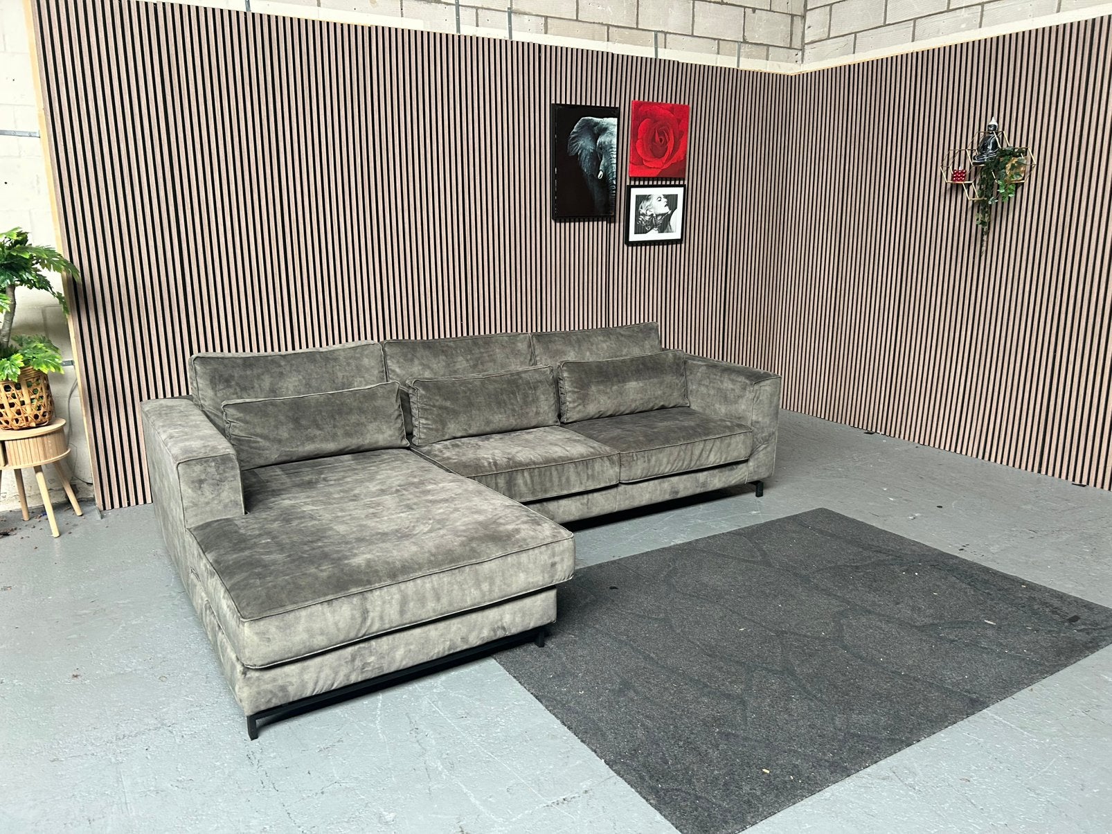 GRATIS LEVERING Loungebank Velvet Groen 313X202 GEREINIG, Groen velvet loungebank, Hoekbank, 300 cm of meer, Ophalen of Verzenden