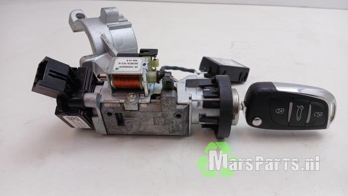 Kontaktslot + Sleutel van een Opel Insignia, Auto-onderdelen, Gebruikt, -, -, Opel