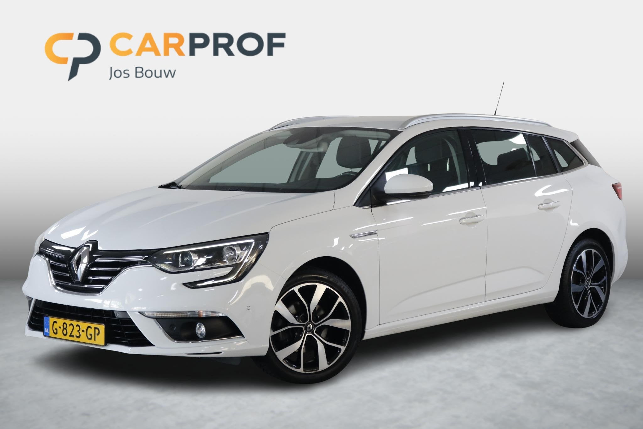 Renault Mégane Estate 1.3 TCe Bose Clima | Camera | Cruise, Voorwielaandrijving, Gebruikt, 4 cilinders, Leder en Stof