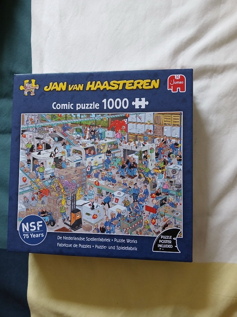 Jan van Haasteren puzzel de Nederlandse spellenfabriek, Ophalen of Verzenden, 500 t/m 1500 stukjes, Zo goed als nieuw, Legpuzzel