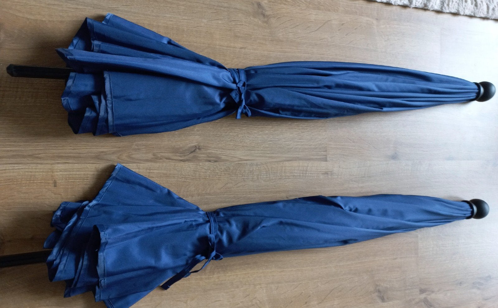 Navy blauwe parasol., Tuin en Terras, Parasols, Ophalen, 1 tot 2 meter, Stokparasol, Verstelbaar