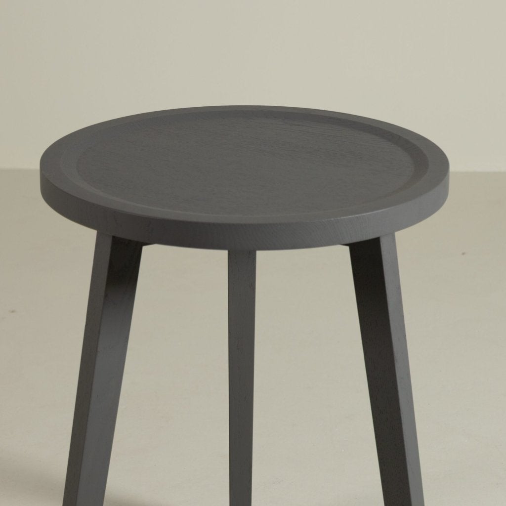 Gervasoni Gray 44 Bijzettafel Rond Grijs Hout, Huis en Inrichting, Gervasoni, Zo goed als nieuw, Niet ingevuld, Niet ingevuld
