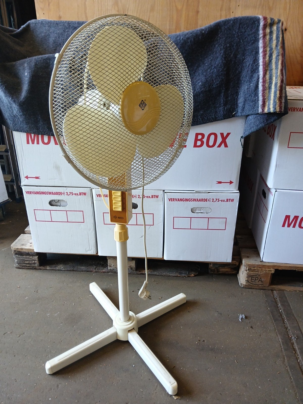 Ventilator op voet, Witgoed en Apparatuur, Ventilatoren, Ophalen, Statiefventilator