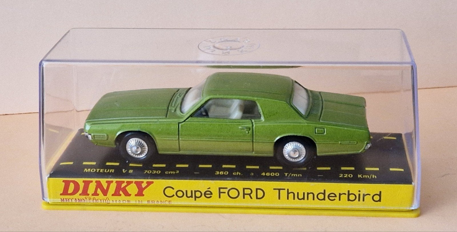 Dinky Toys (1419, F) Ford Thunderbird (met verlichting), Verzenden, Zo goed als nieuw, Auto, Dinky Toys