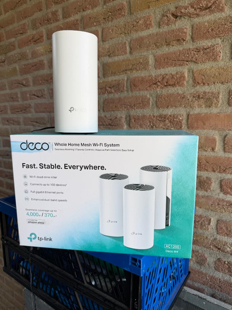 TE KOOP: 4 stuks TP-LINK M4 DECO WIFI VERSTERKERS, Ophalen, Zo goed als nieuw, TP-Link