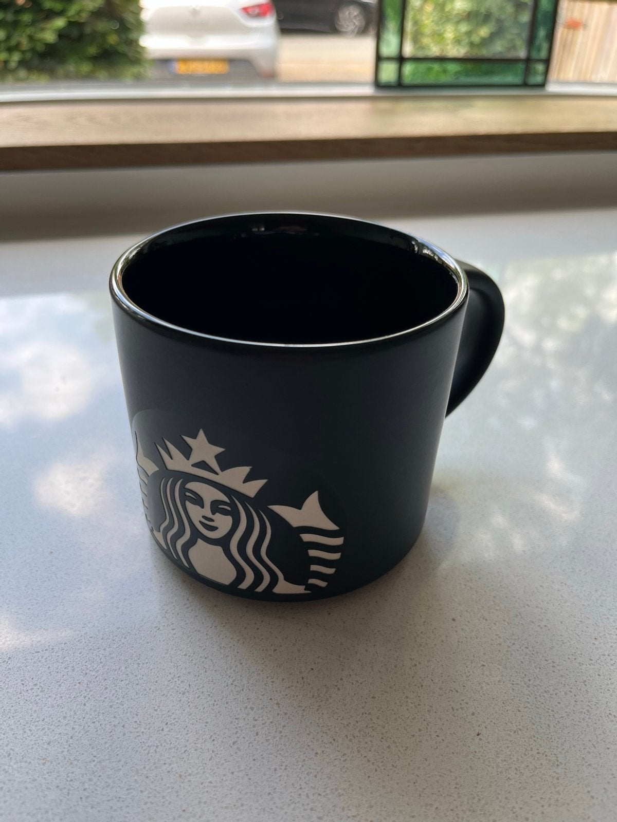 Starbucks Zwarte Mok - Zo goed als nieuw, Keramiek, Ophalen of Verzenden, Zo goed als nieuw, Overige stijlen
