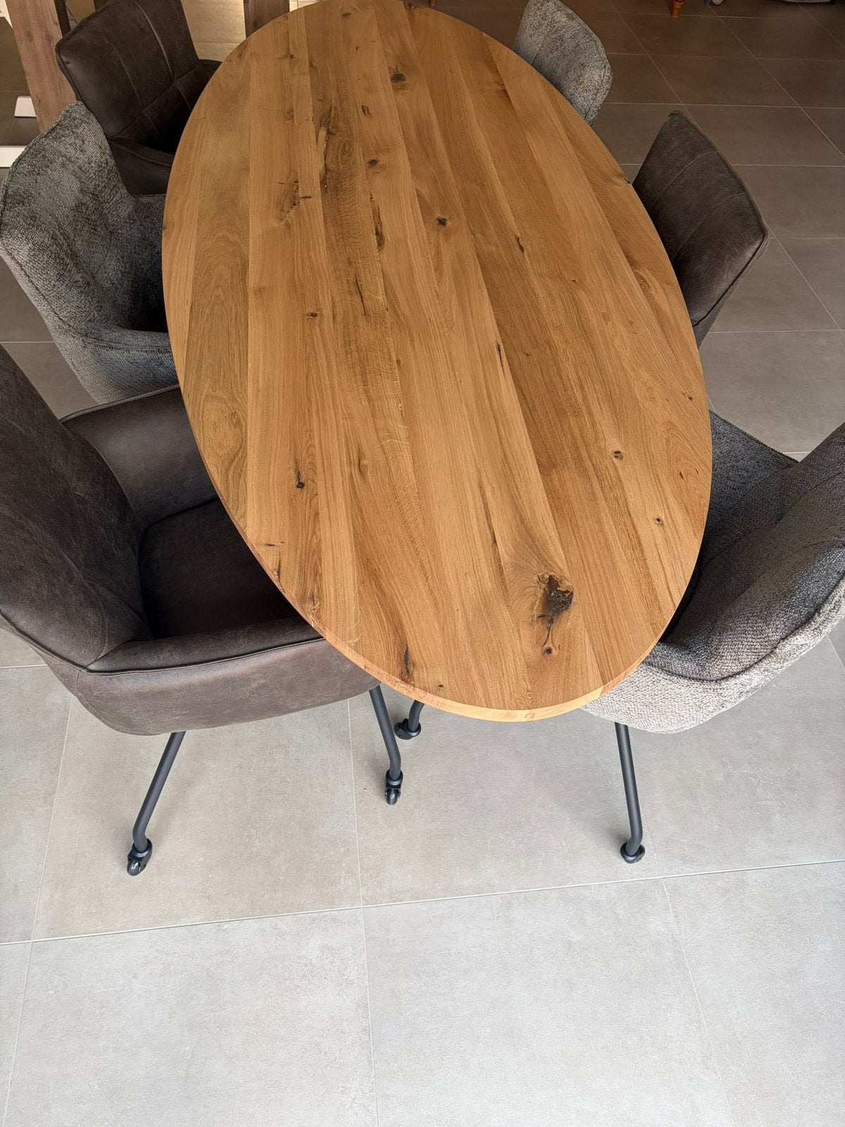 Nieuwe  massief eiken ovale tafel., Huis en Inrichting, Tafels | Eettafels, Ophalen, 200 cm of meer, 50 tot 100 cm, Zo goed als nieuw