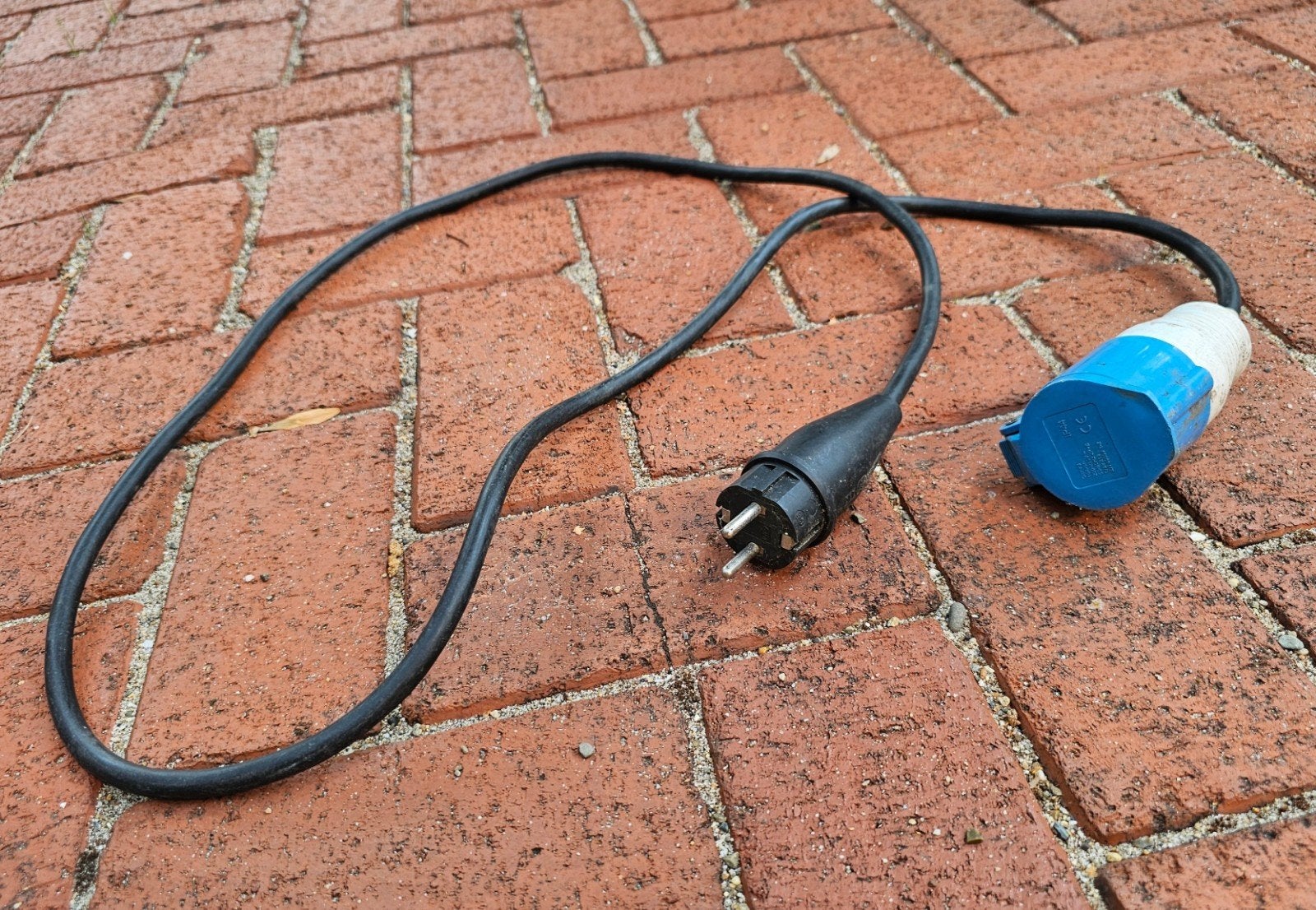 CEE naar Schuko Verloopkabels Caravan/Camper (2 stuks), Caravans en Kamperen, Kampeeraccessoires, Ophalen, Gebruikt