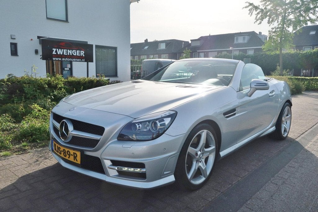 Mercedes SLK-klasse 350 AMG PANORAMADAK|KEYLESS|MEMORY|DODEH, Automaat, Euro 5, Achterwielaandrijving, Zwart