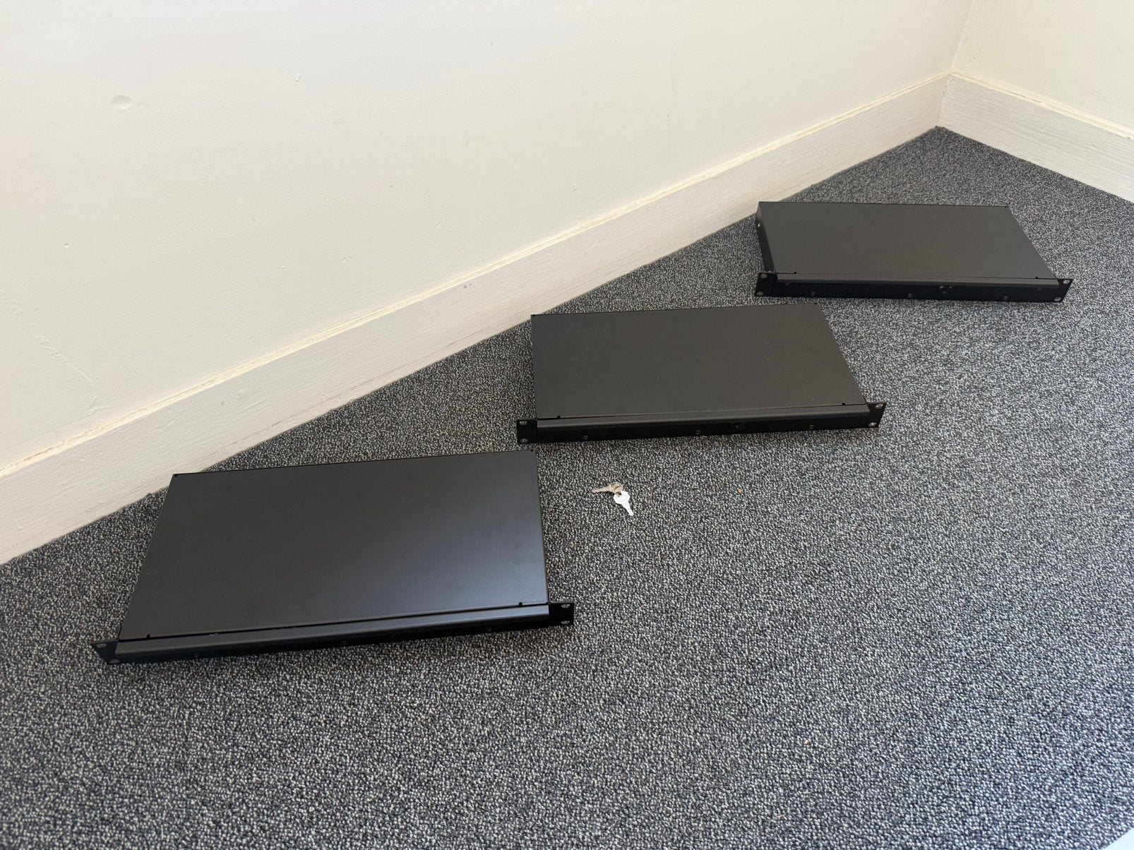 3 x 19 inch 1HE lade ondiep!! (zgan), Muziek en Instrumenten, Ophalen of Verzenden, Zo goed als nieuw, Overige instrumenten