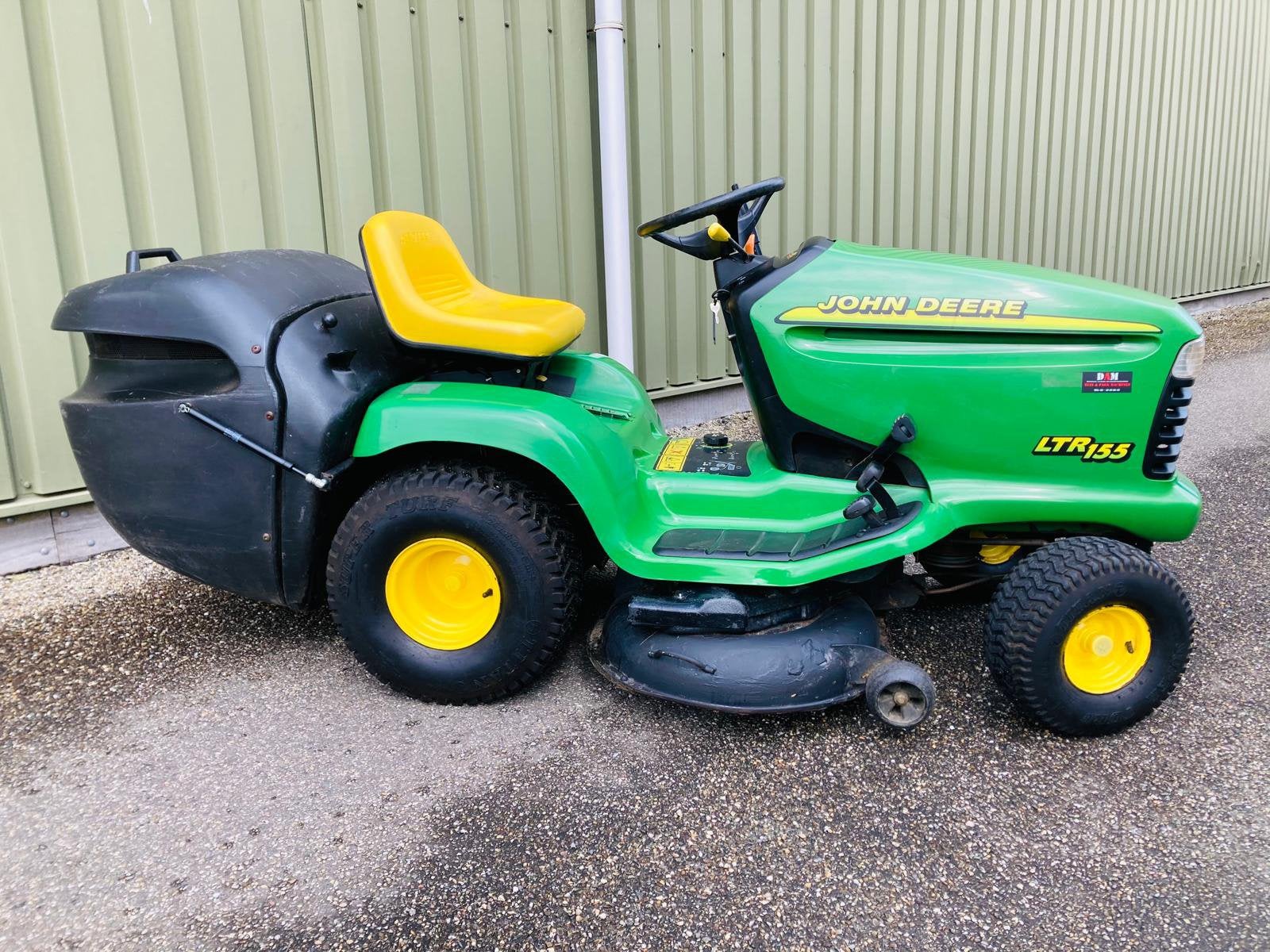 Goed werkende John deere LTR 155 zitmaaier opvang hydro, Ophalen, Zo goed als nieuw
