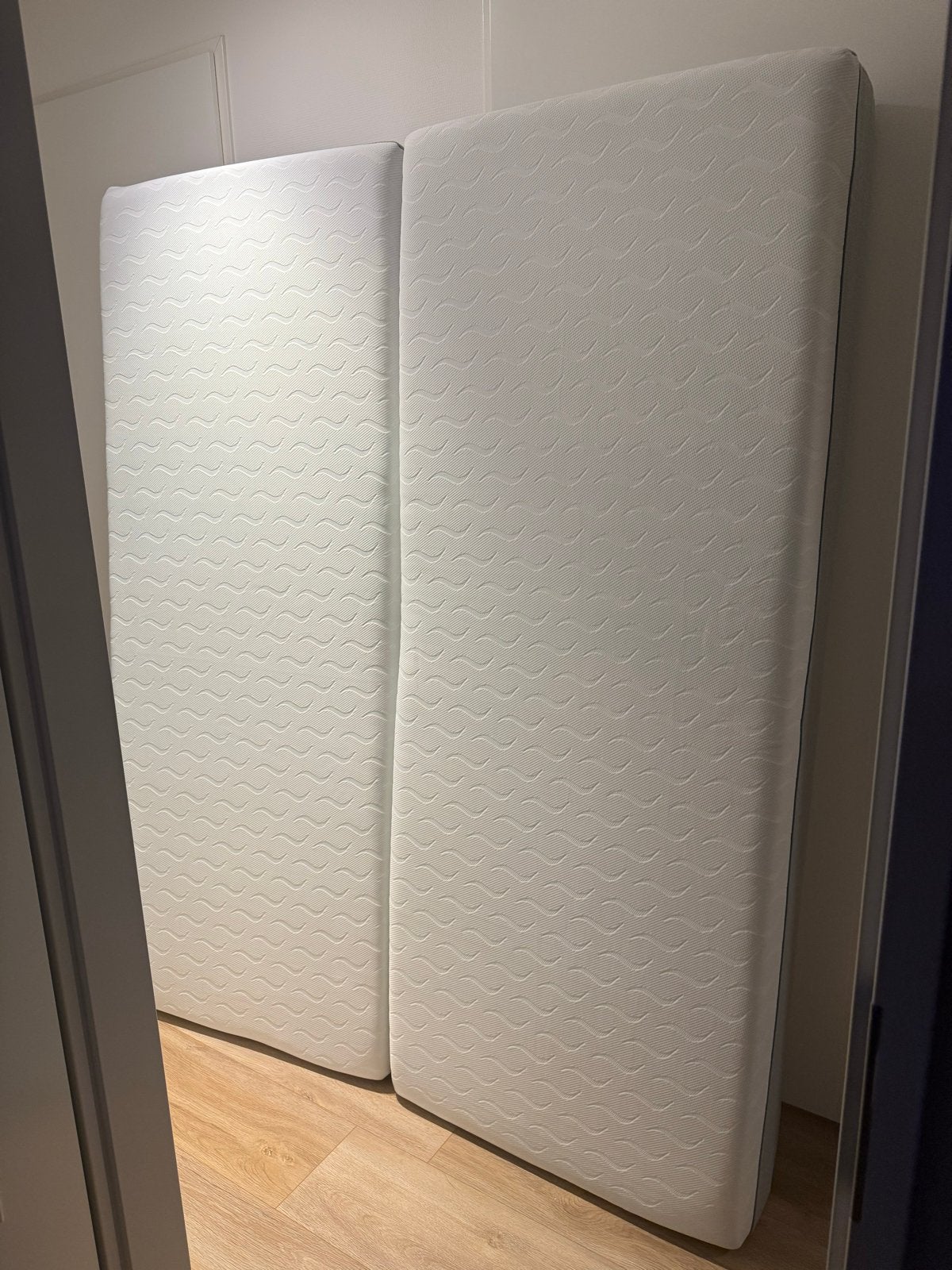 2 Wellpur HOVDA schuimmatras 80x200 | garantie + bon 11-2025, Huis en Inrichting, Slaapkamer | Matrassen en Bedbodems, Ophalen