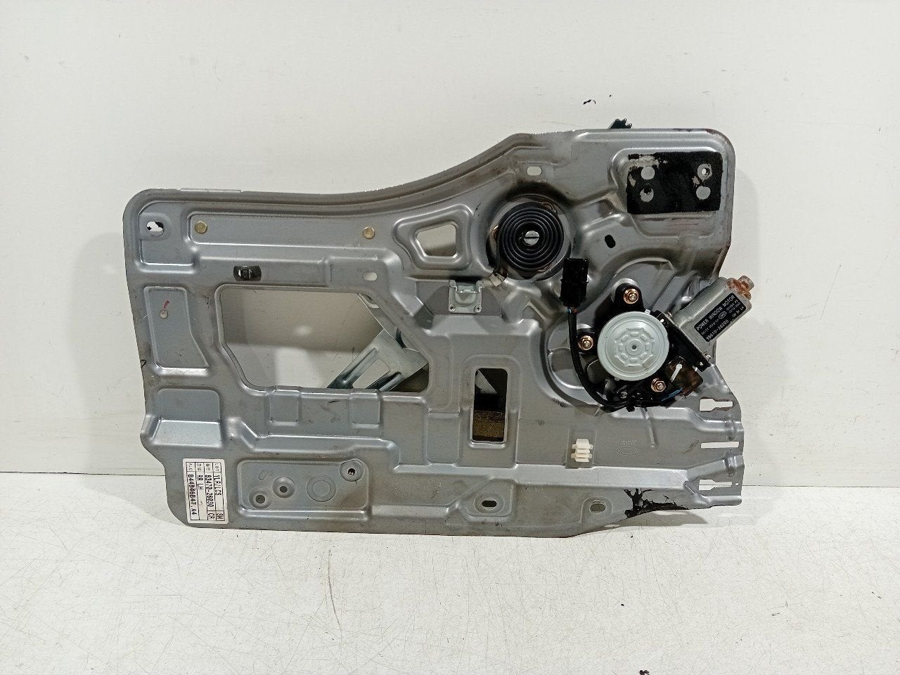 Raammechaniek elektrisch links achter Hyundai Santa Fe, Onderdelen@venauto.nl, Van der Ven Autorecycling B.V., Gebruikt, Ettenseweg 76, 4706 PB Roosendaal, The Netherlands