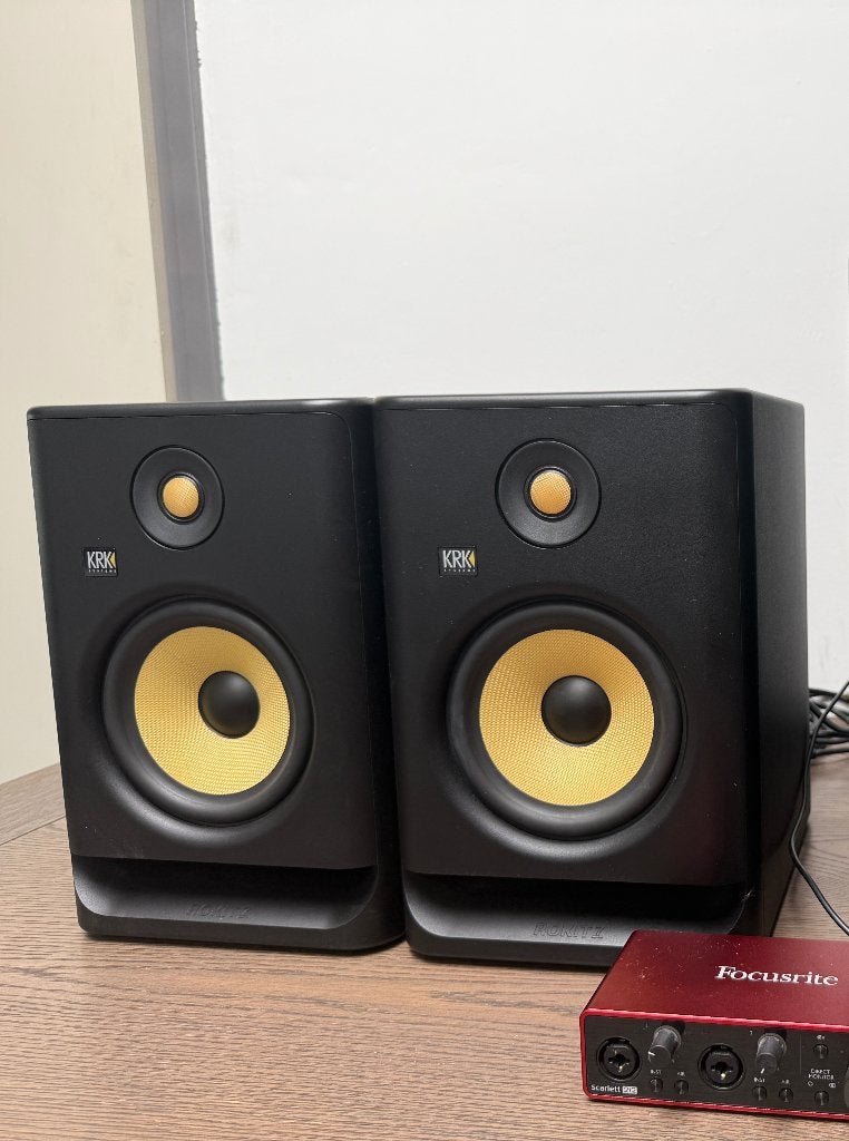 Krk studio monitoren met subwoofer en inteface, Studiomonitor, Zo goed als nieuw, Bluetooth, Ophalen