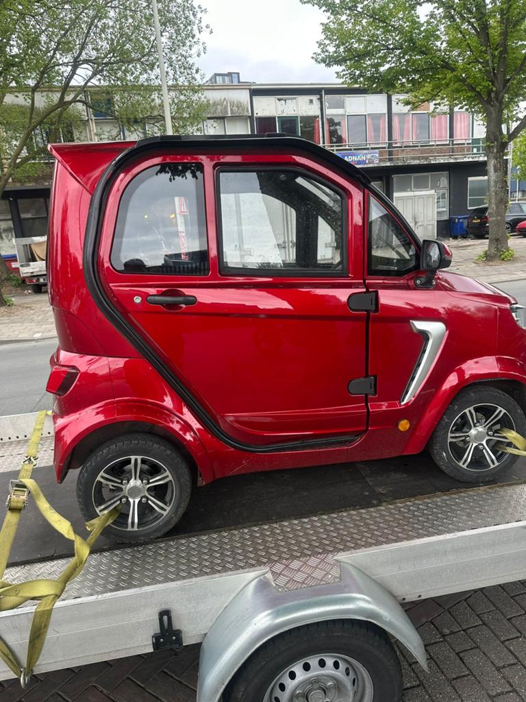 Overdekte scootmobiel topstaat met litium accu, Overige merken, Ophalen of Verzenden, Zo goed als nieuw, 16 km/u of meer