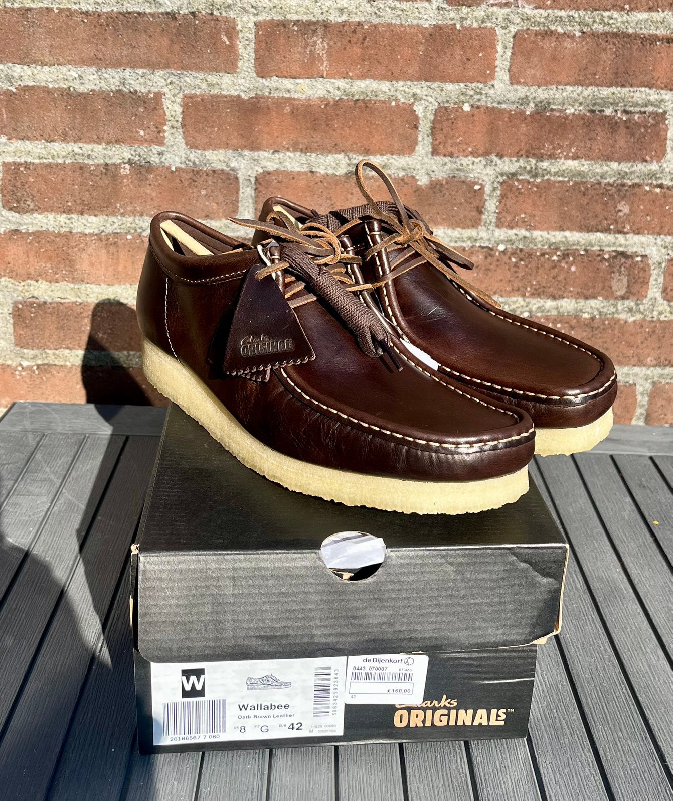 Clarks wallabee dark brown leather 42 new ds desert boots, Bruin, Verzenden, Boots, Nieuw