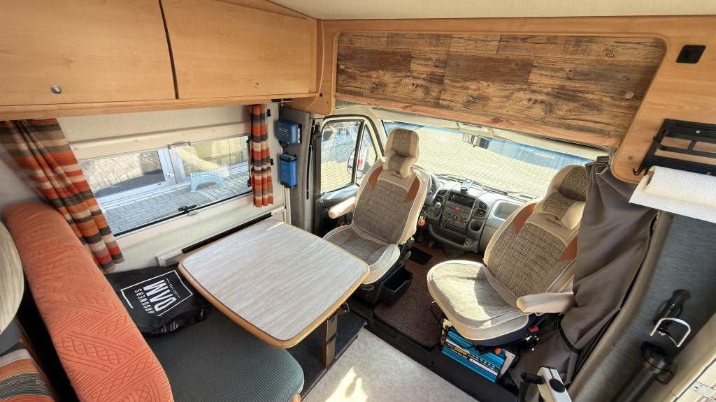 !!nu €14950 !! Fransbed,McLouis Lagan 252 2005|133d, Caravans en Kamperen, Brandblusser, Koelkast, Ringverwarming, Fiat