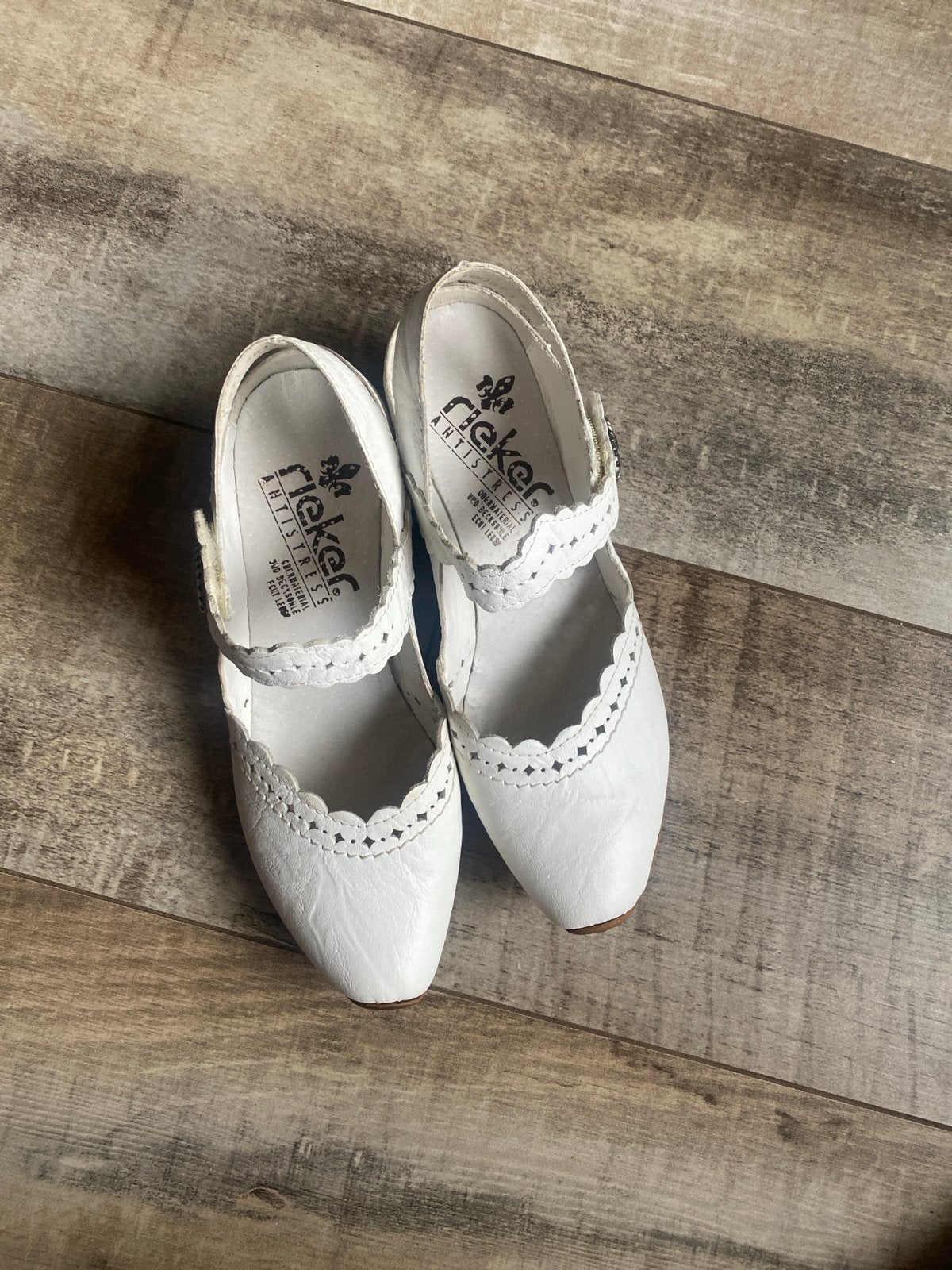 Rieker Vintage Schoenen Wit Maat 37 - Zo Goed als Nieuw, Kleding | Dames, Schoenen, Ophalen of Verzenden, Zo goed als nieuw, Wit