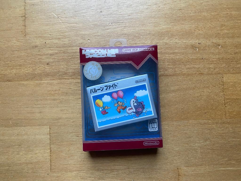 Balloon fight gba famicom mini, Avontuur en Actie, 1 speler, Ophalen of Verzenden, Zo goed als nieuw