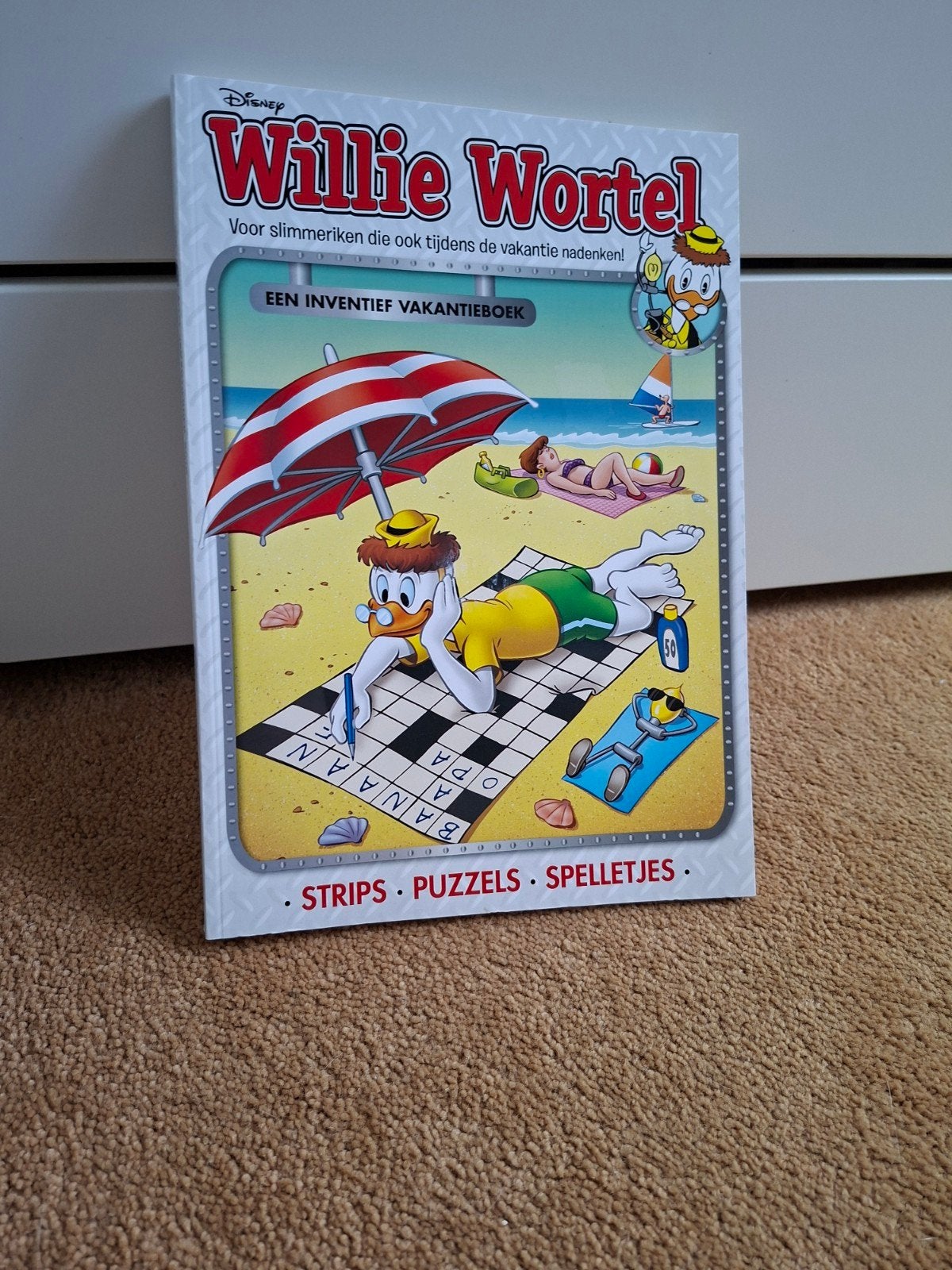 Willie Wortel vakantieboek, Eén stripboek, Ophalen of Verzenden, Zo goed als nieuw, Disney