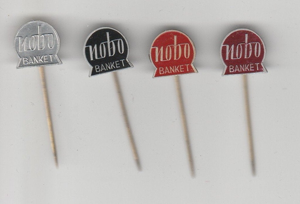 4 speldjes Nobo banket, Ophalen, Zo goed als nieuw