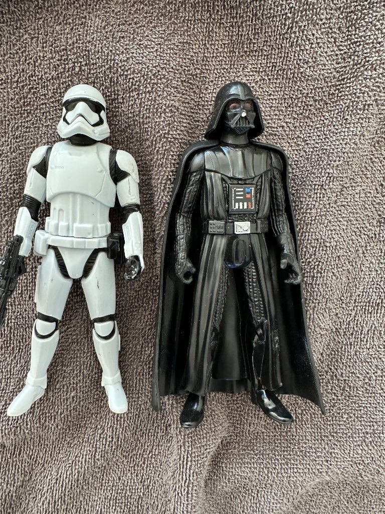 Star Wars actiefiguren Darth Vader en Stormtrooper (15x6 cm), Verzamelen, Star Wars, Ophalen of Verzenden, Zo goed als nieuw, Actiefiguurtje