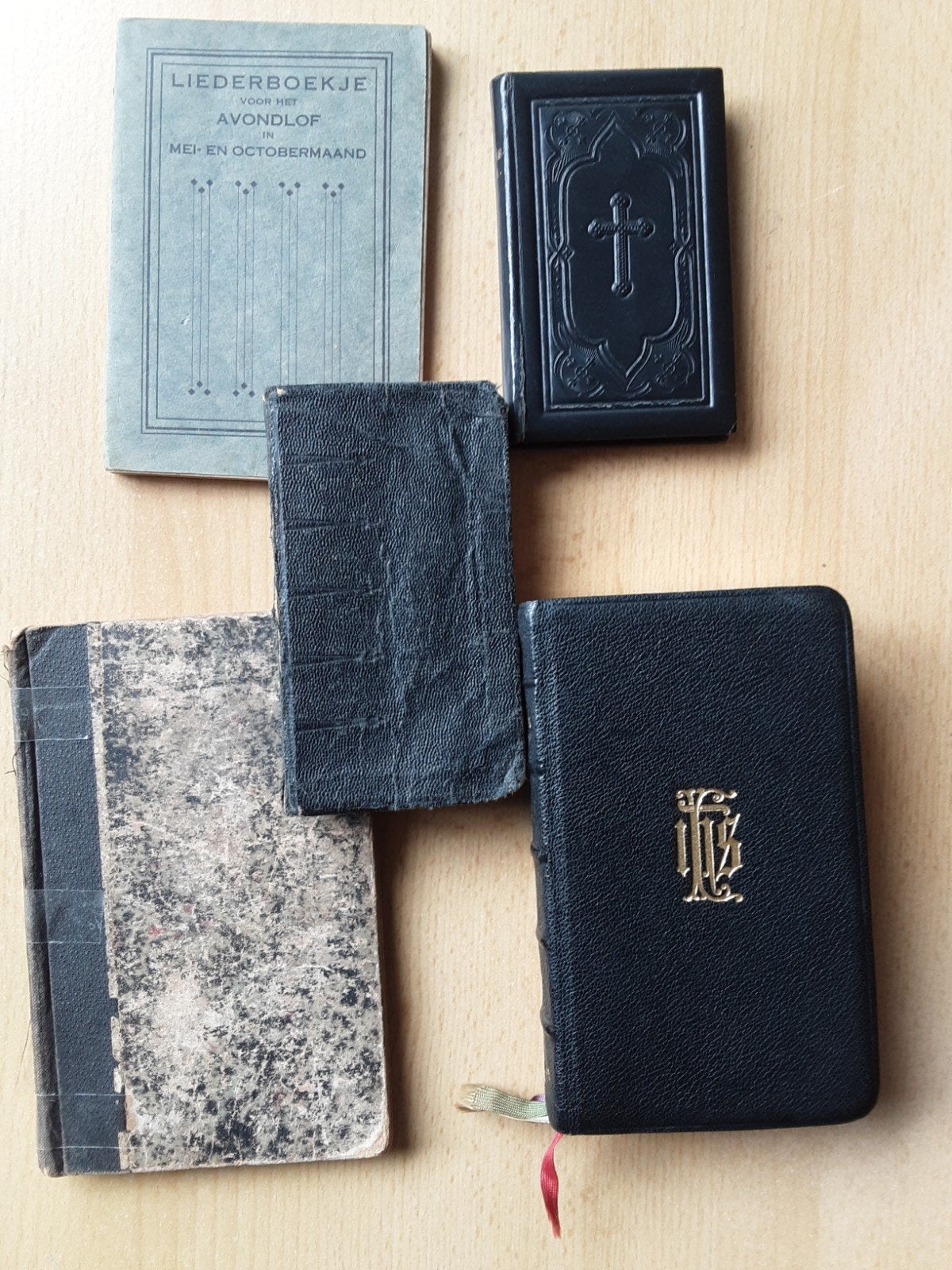 5 Rooms-katholieke gebedenboekjes/ Missaal 1908 - 1949, Verzamelen, Ophalen of Verzenden, Gebruikt, Boek, Christendom | Katholiek
