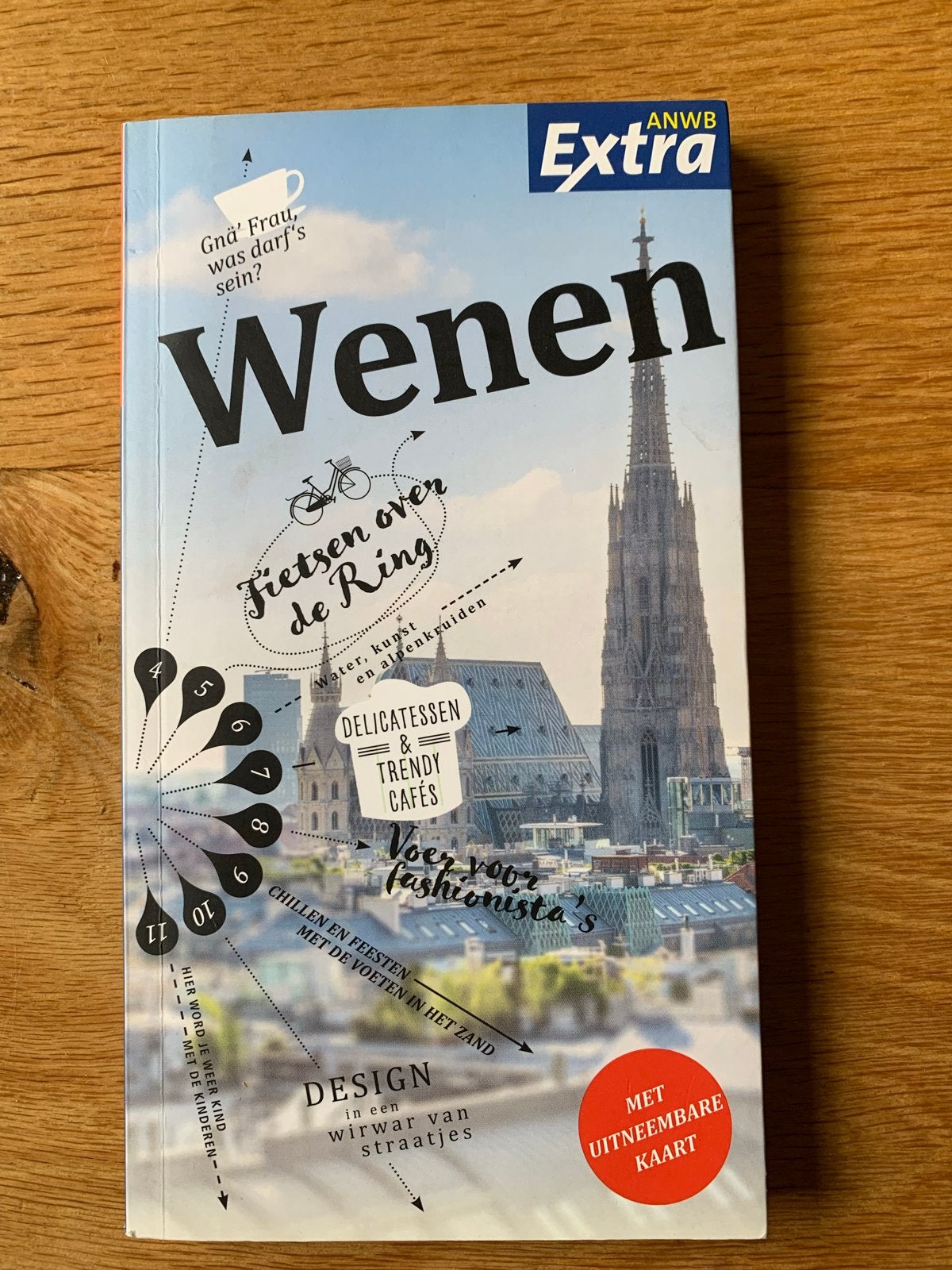 ANWB Extra Reisgids Wenen met uitneembare kaart, Europa, Ophalen of Verzenden, Zo goed als nieuw, Reisgids of -boek