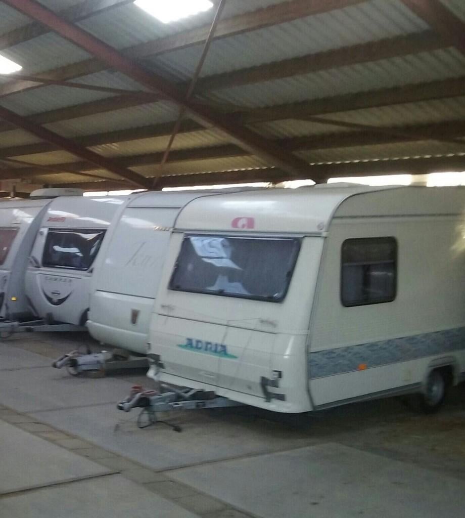 caravanstalling te huur