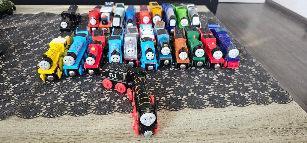 Thomas de trein Hout Hiro, Ophalen of Verzenden, Zo goed als nieuw