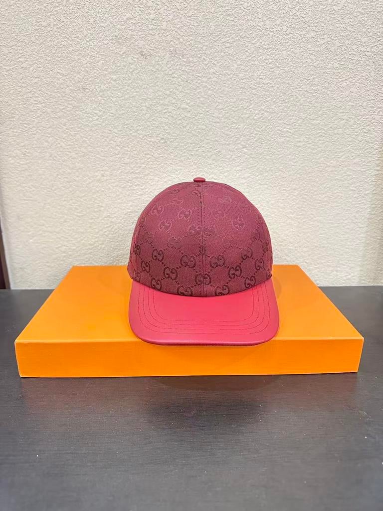 Gucci pet - inclusief dustbag, Ophalen of Verzenden, Zo goed als nieuw