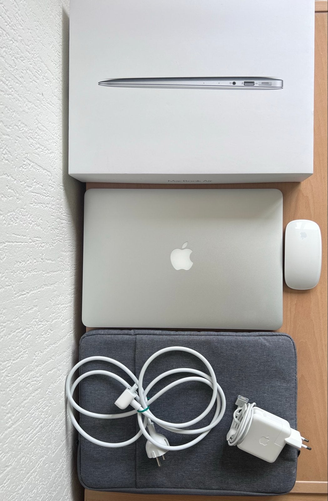 MacBook Air 2017 - Zo goed als nieuw, geen krasjes, Computers en Software, Apple Macbooks, 2 tot 3 Ghz, Qwerty, 8 GB, 13 inch