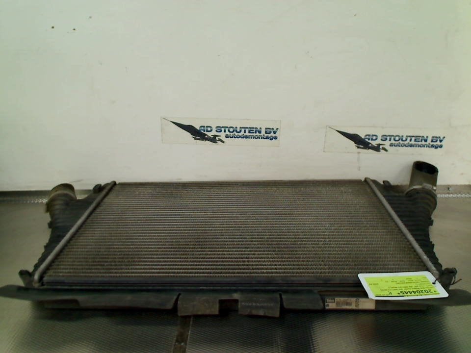 Radiateur Cadillac BLS Wagon (2007-10/2009-08) 1581875533c, Cadillac, Gebruikt, General Motors Germany GmbH, Chevrolet.europe@gm.com