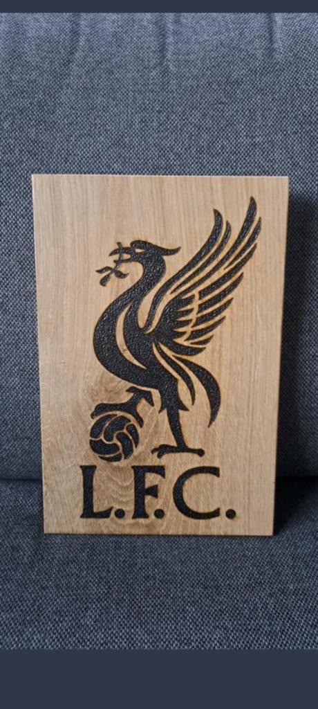 Liverpool fc logo op hout gebrand, Maat XL, Ophalen of Verzenden, Nieuw, Overige typen