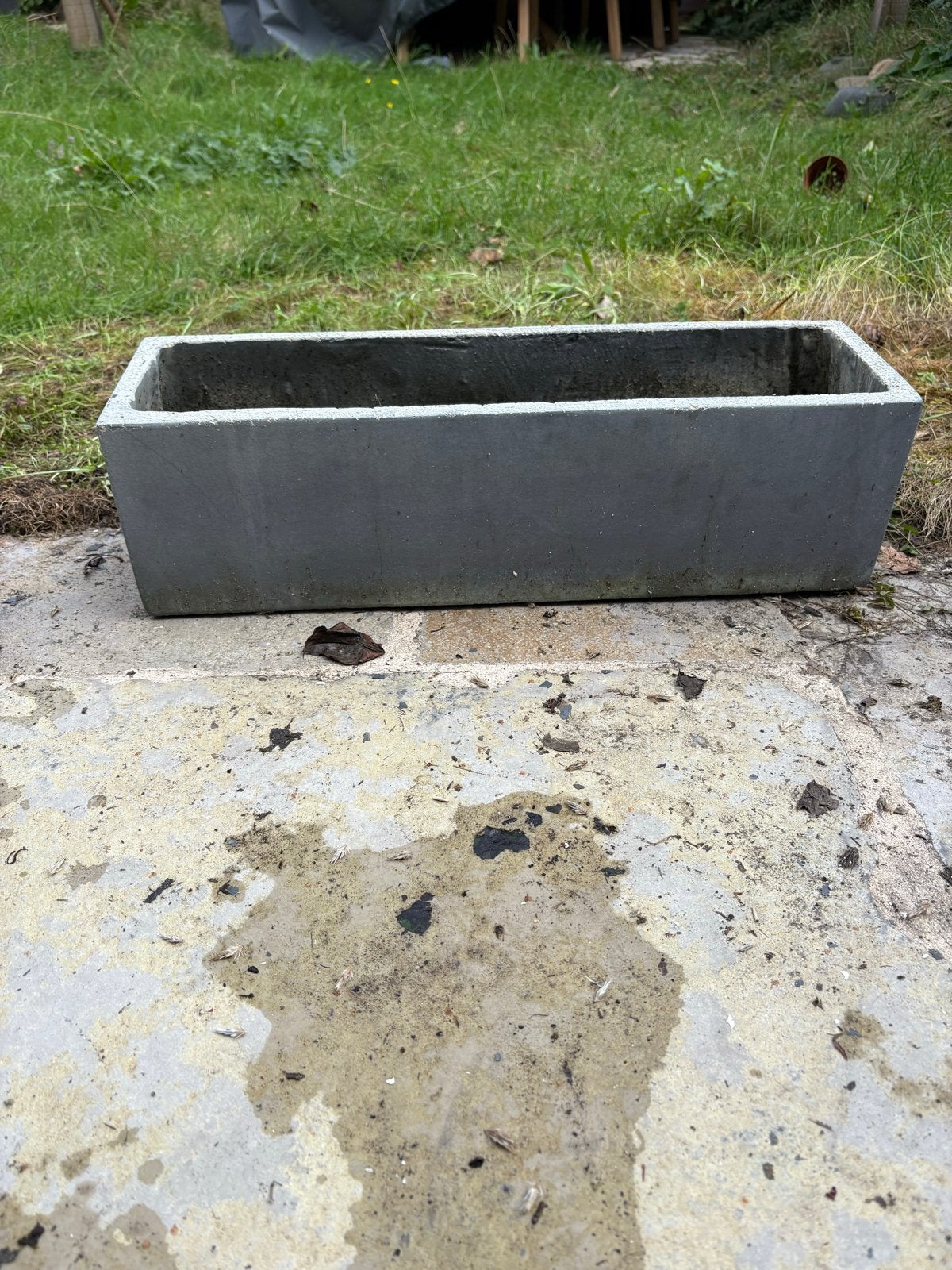 Rechthoekige grijze bloembak/balkonbak van beton/steen, Tuin en Terras, Ophalen, Gebruikt, Binnen, 60 tot 100 cm