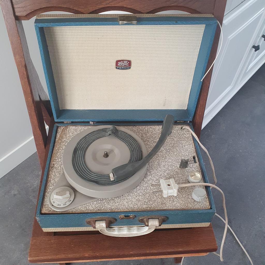 Oude Vinted Platenspeler voor de Hobbyist - Ferdo, Audio, Tv en Foto, Platenspelers, Ophalen of Verzenden, Gebruikt, Overige merken