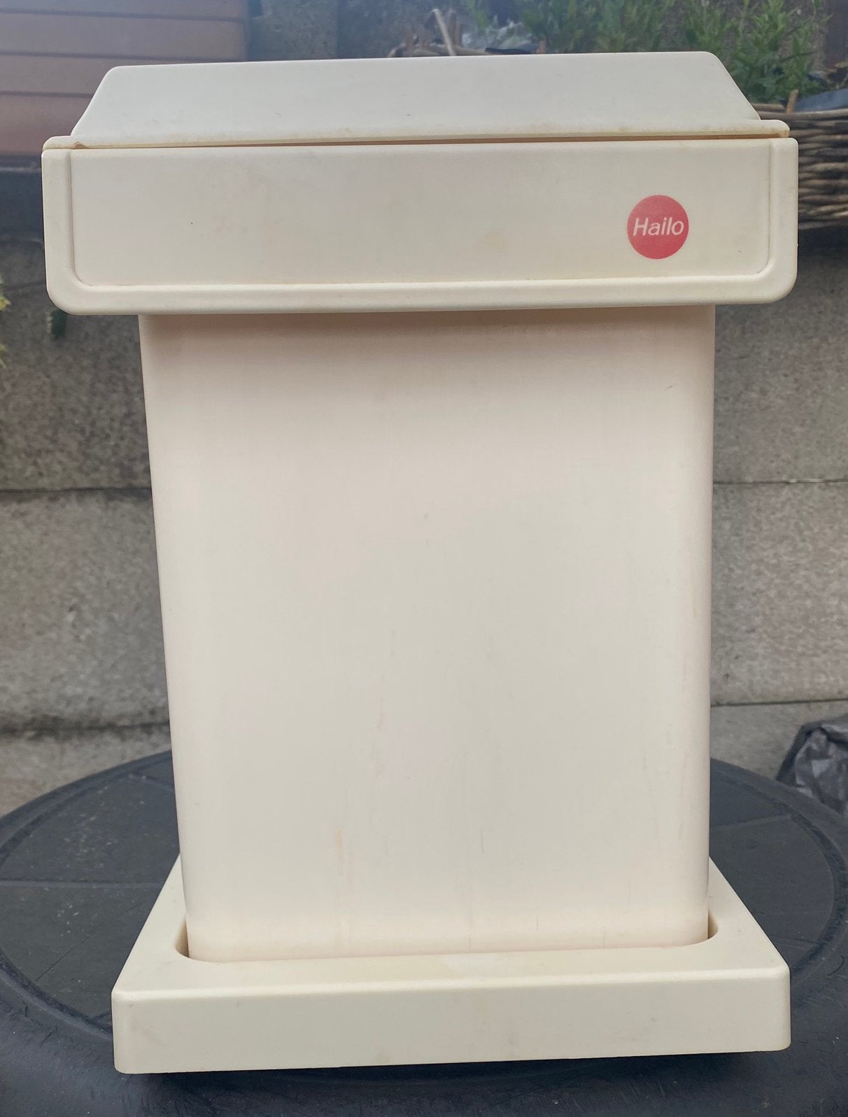 Goed functionerende ‘Hailo’ inbouw afvalbak voor in keuken, Huis en Inrichting, Woonaccessoires | Prullenbakken, 40 liter of meer