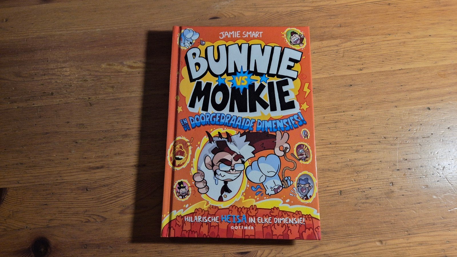 Bunnie vs Monkie en de doorgedraaide dimensies!, Fictie algemeen, Ophalen of Verzenden, Zo goed als nieuw, Jamie Smart