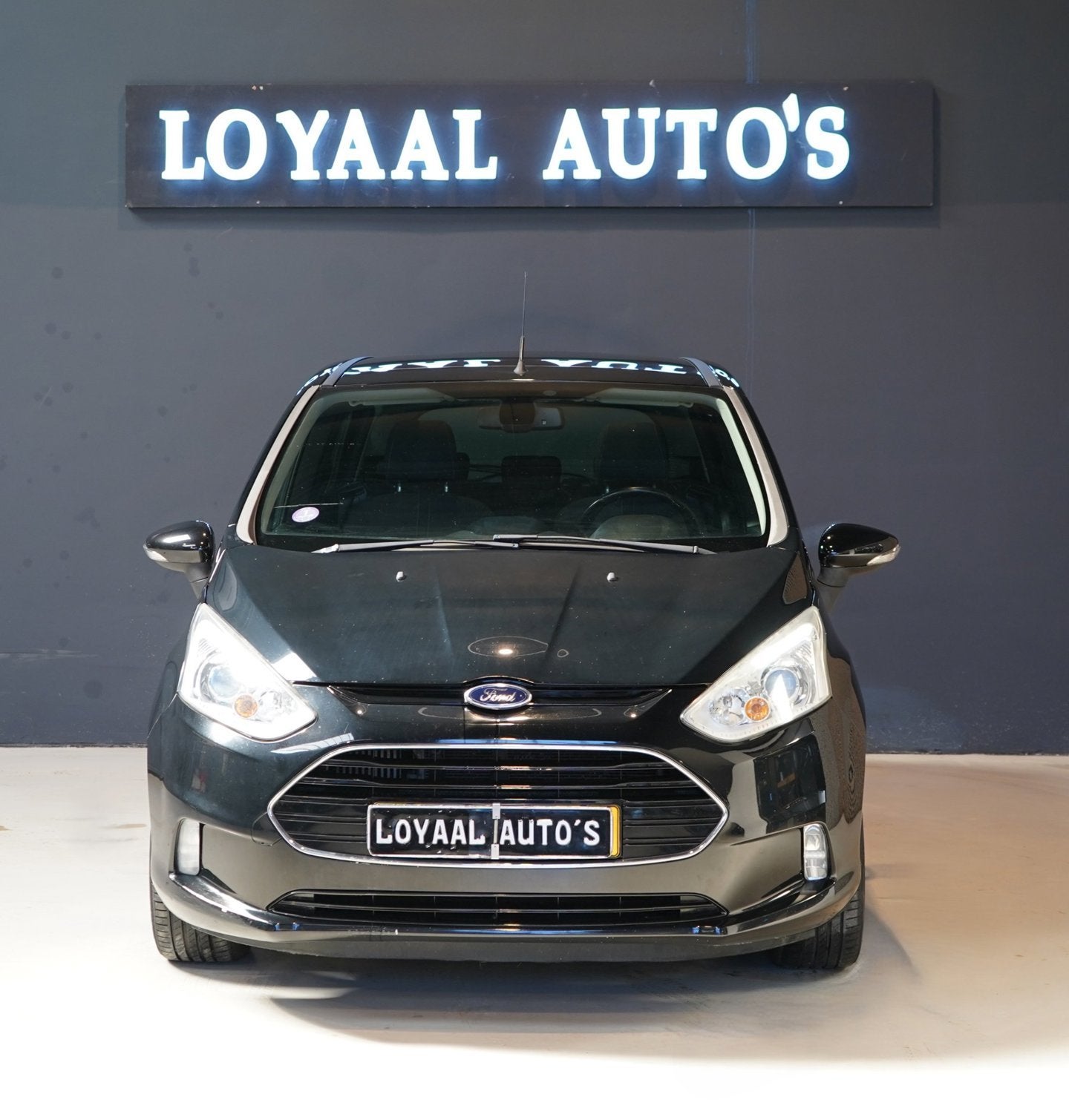 Ford B-Max 1.0 EcoBoost Titanium | TREKHAAK | CRUISE | AIRCO, Auto's, Voorwielaandrijving, Gebruikt, Zwart, Bedrijf