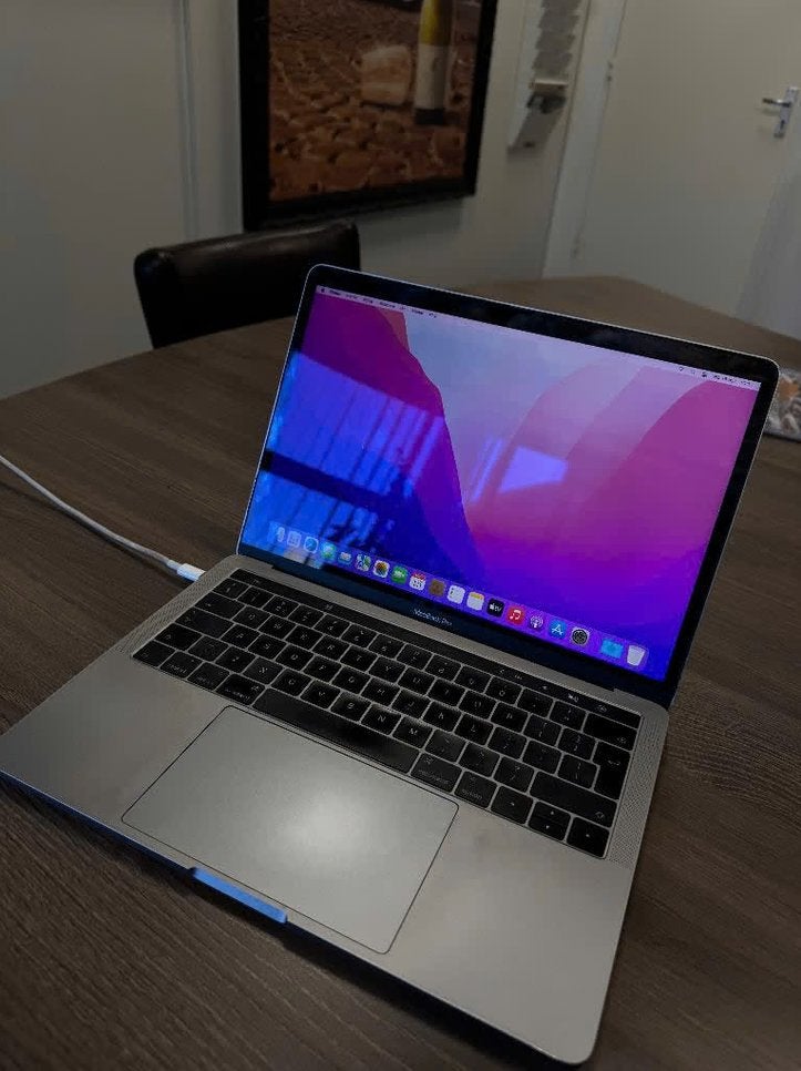 MacBook Pro 13-inch (2017) – Touch Bar – 256GB, 256 GB, 2 tot 3 Ghz, Qwerty, 8 GB