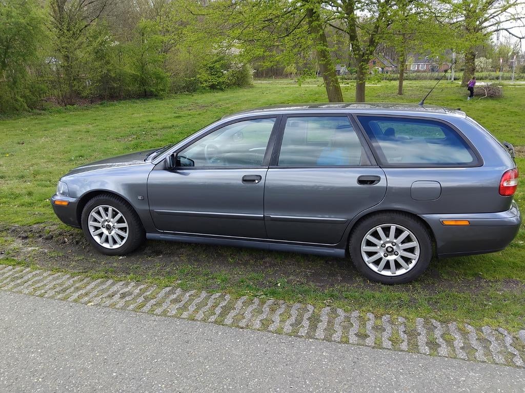 Volvo v40 1.8 2004, Apk feb 2027, Particulier, Te koop