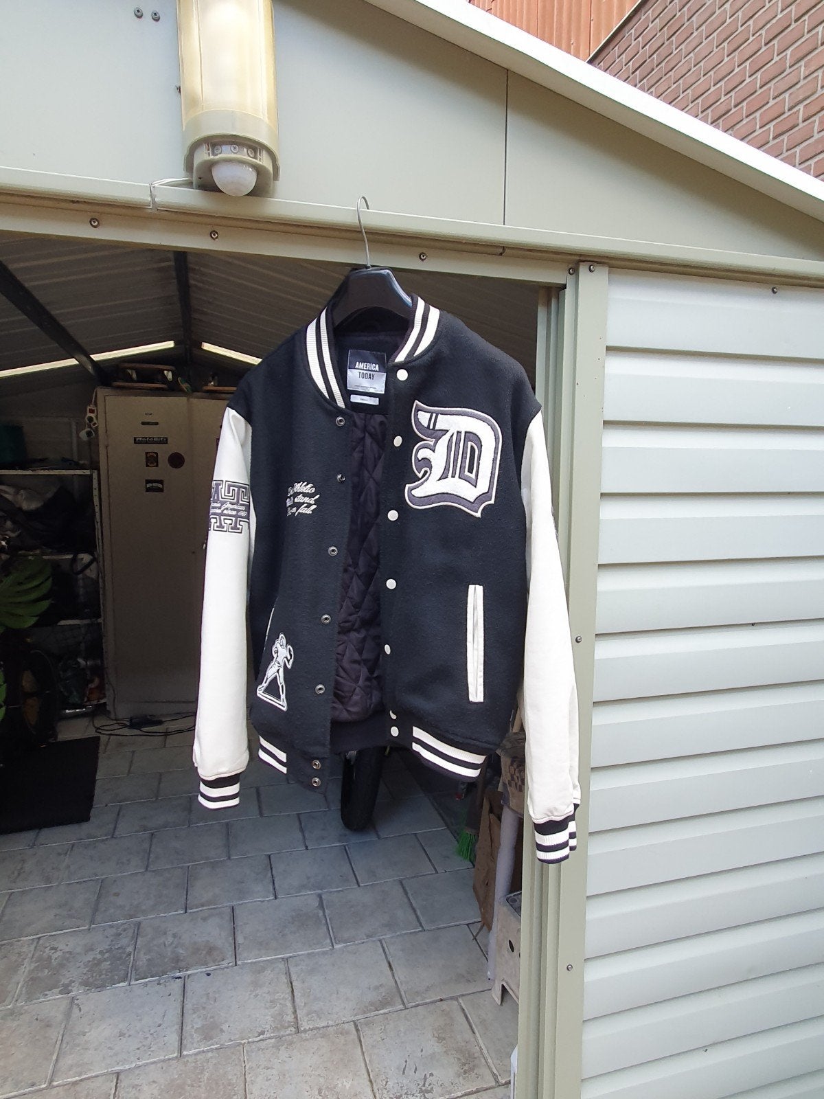 America Today Varsity Jacket Detroit City Maat M, Maat 48/50 (M), Zwart, Ophalen of Verzenden, Zo goed als nieuw
