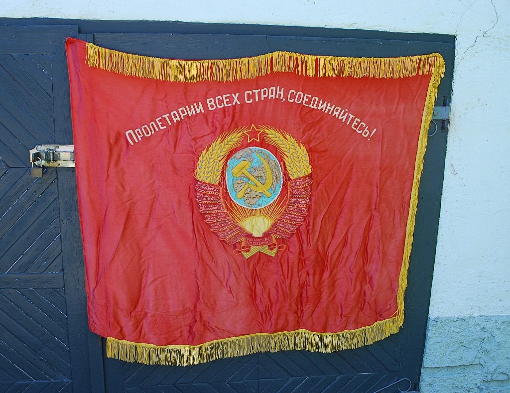 CCCP Vlag met Wapenschild, mooi "Arbeiders uit alle landen", Ophalen of Verzenden
