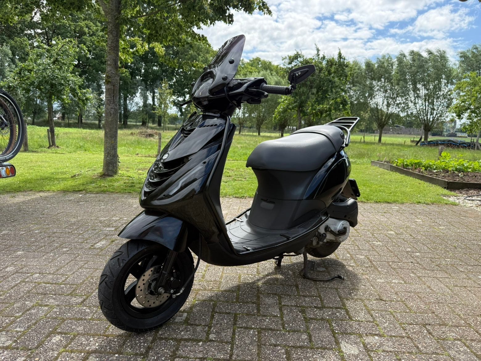 Piaggio zip 50cc cabrateur ~ veel opties!, Fietsen en Brommers, Brommeronderdelen | Scooters, Ophalen of Verzenden, Zo goed als nieuw