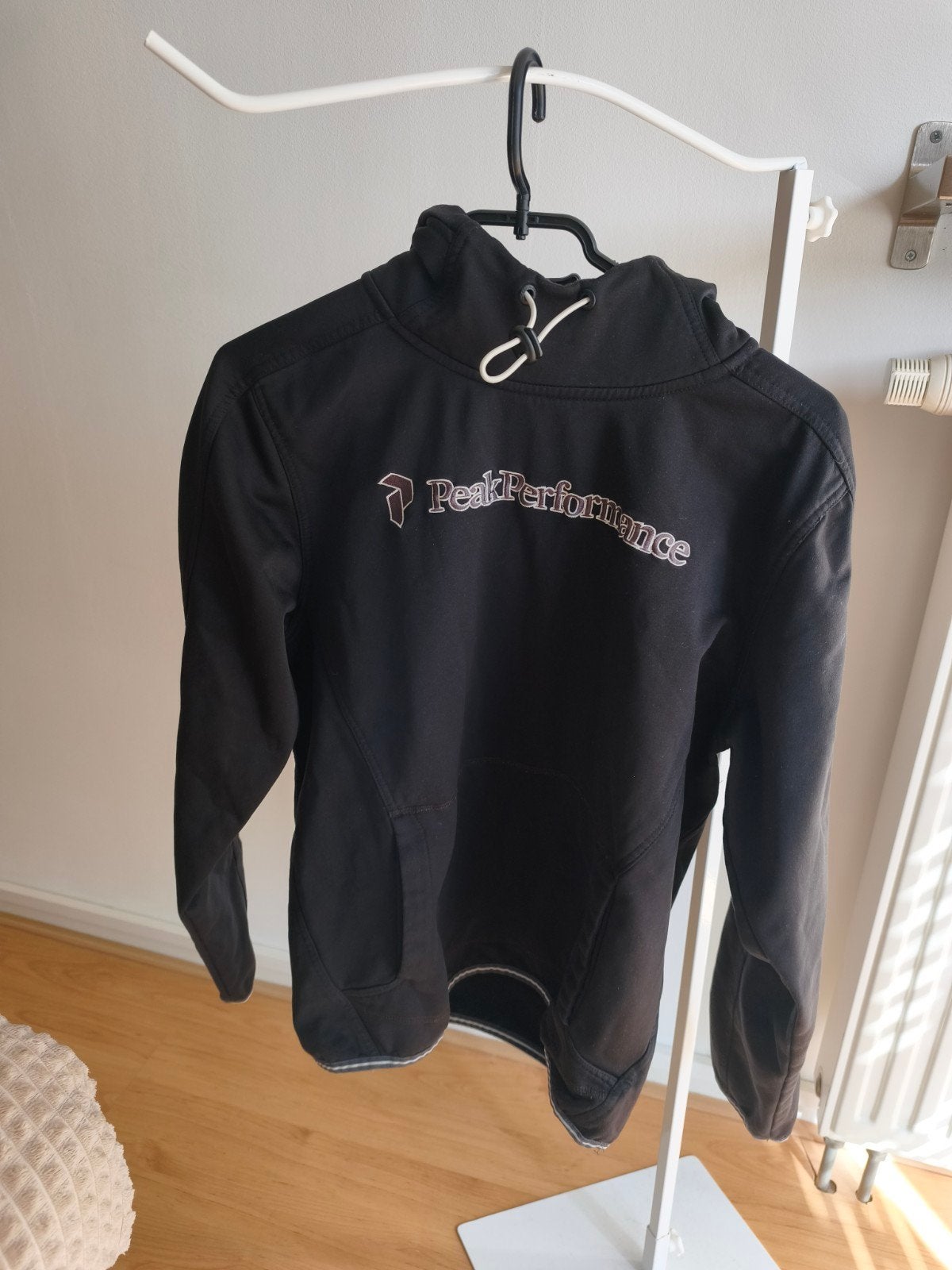 Peak Performance hoodie zwart - valt als M, Kleding | Heren, Zwart, Ophalen of Verzenden, Gedragen, Peak Performance