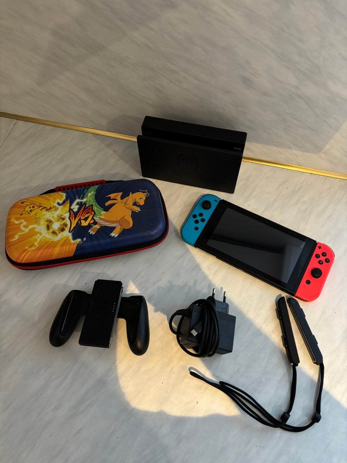 Nintendo Switch V2, Ophalen of Verzenden, Zo goed als nieuw, Met 2 controllers, Switch 2019 Upgrade