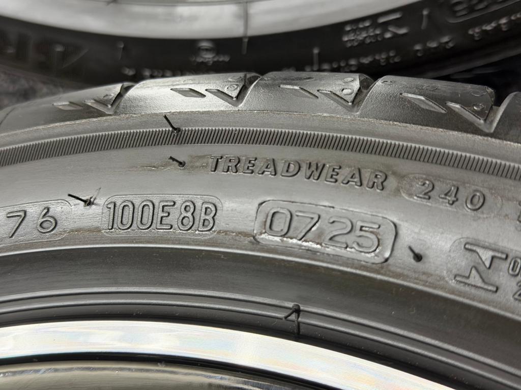 ZGAN! Originele 18 inch VW Golf 8 Catania 5x112 Bridgestone, Auto-onderdelen, Ophalen, 18 inch, ., Banden en Velgen