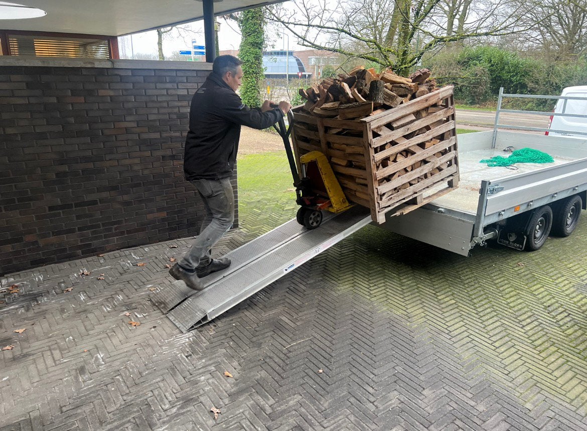 Foto 3 van Gekloofd haardhout per krat/kuub