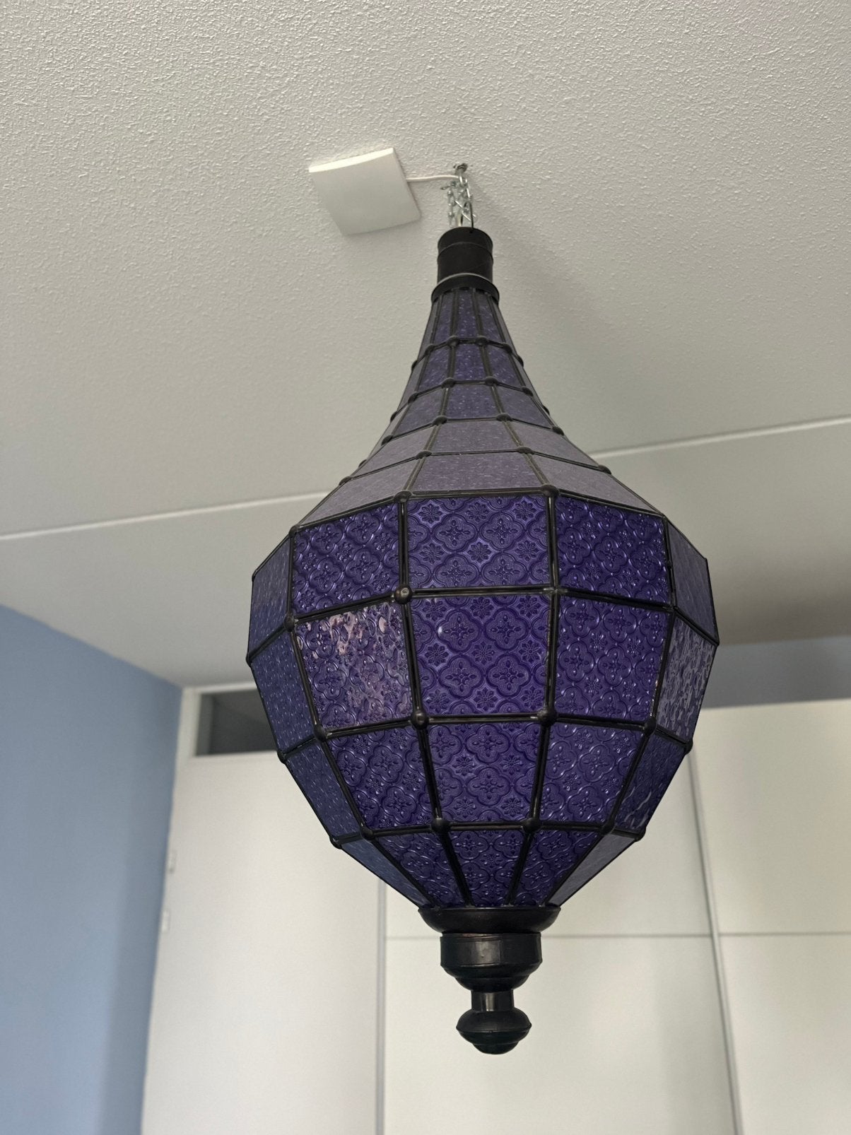Handgemaakte Balinese glas-in-lood hanglamp – paars glas, Ophalen, Glas, 75 cm of meer, Gebruikt