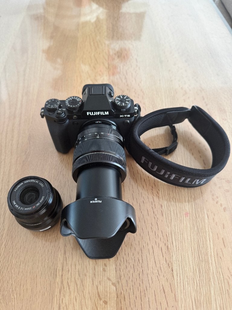 Fujifilm X-T5 + XF 16-80mm WR + XF 23mm f/2 WR | Nieuwstaat!, Geheugenkaart, Bluetooth, Ophalen of Verzenden, Zo goed als nieuw